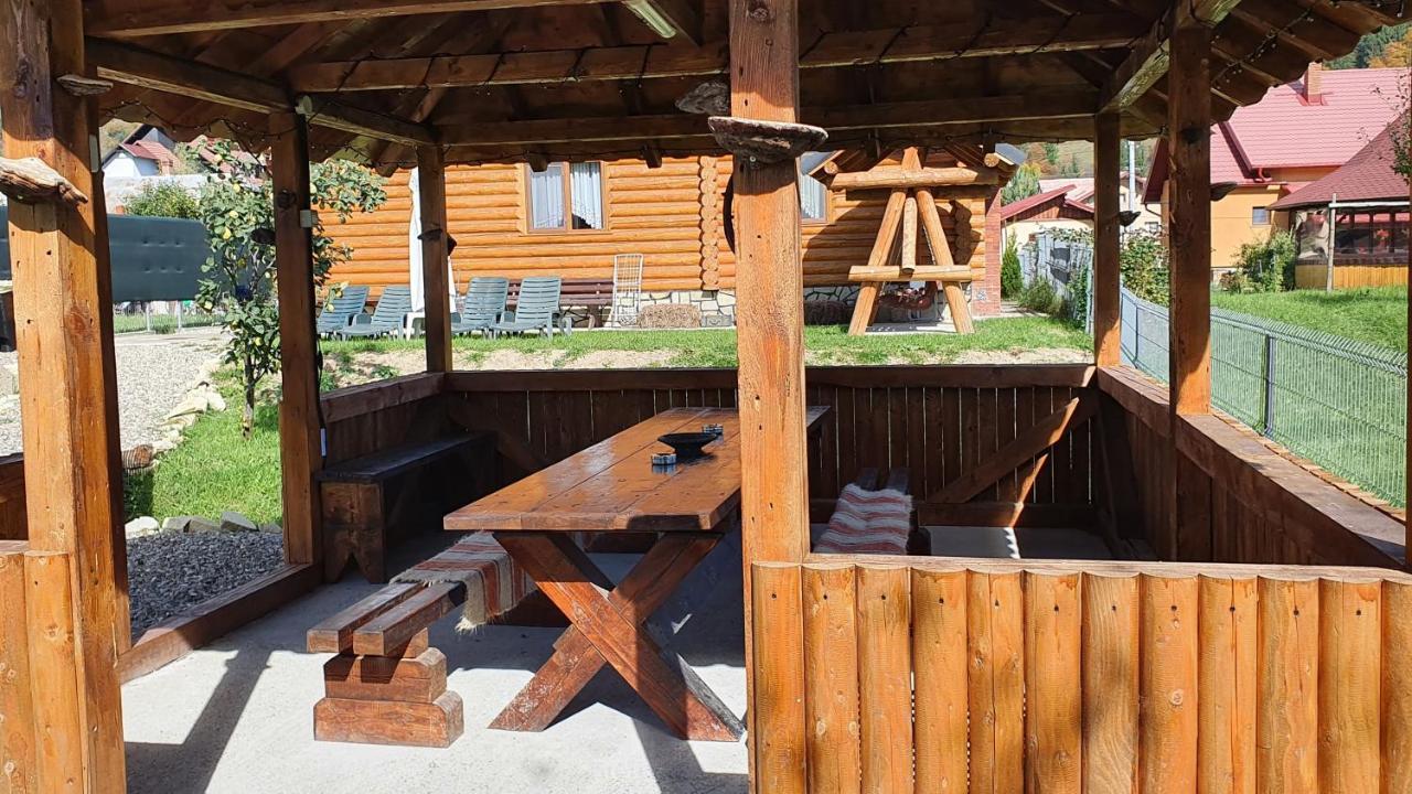 Cabana Alesia, Relaxare La Poalele Raraului Câmpulung Moldovenesc Eksteriør billede
